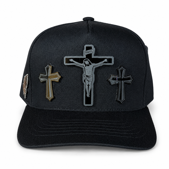 3 Cruzes hat